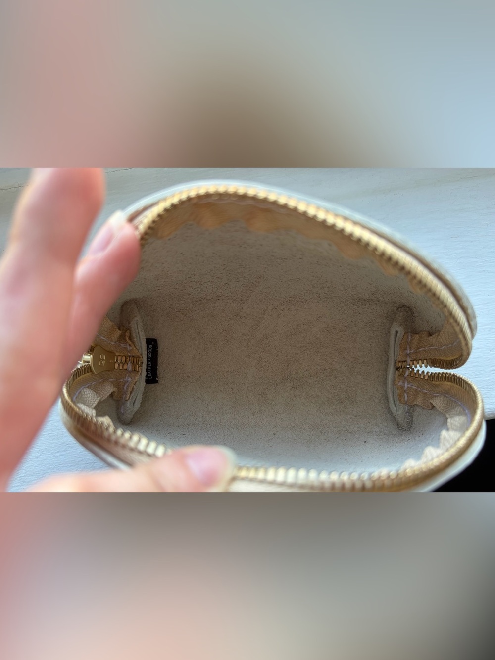 Portland Leather Goods Taco Tassel Pouch in Pearl ⚪️ NWOT - Picture 7 of 7
